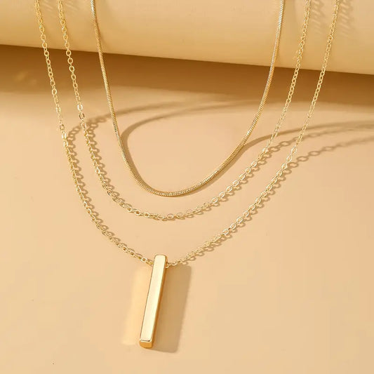 Elegant layered statement chains. Unique Joyas