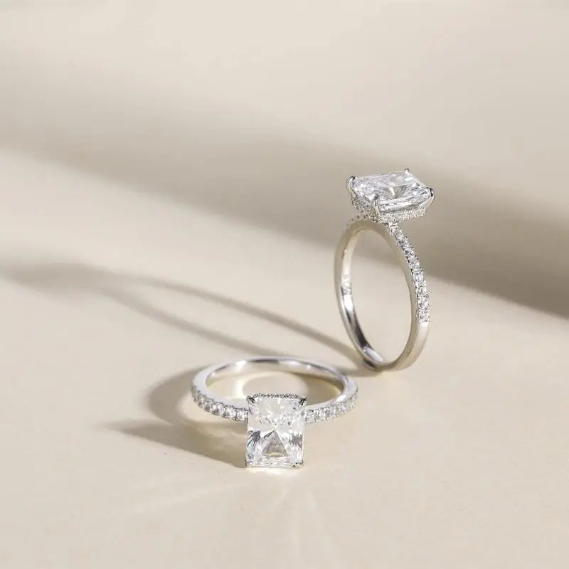 Lumina Radiant Solitaire Ring claire