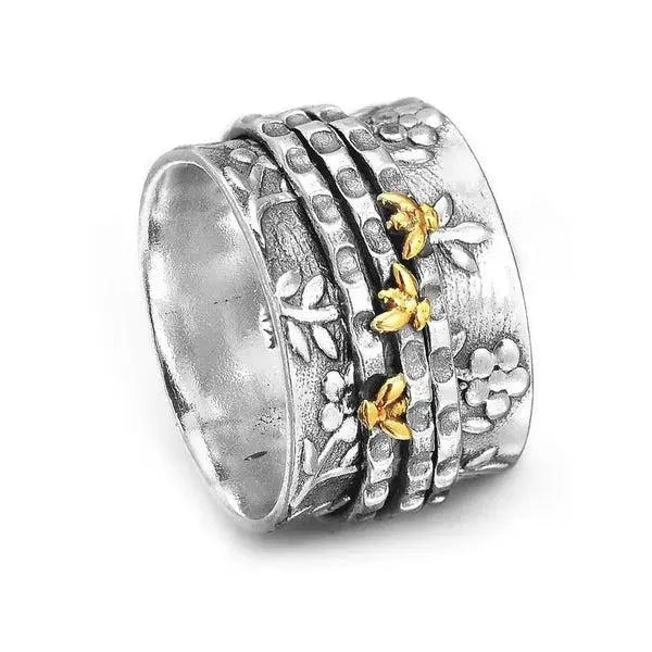 Small Bee Blossom Ring Unique Joyas