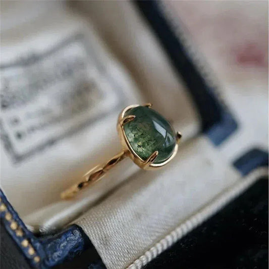 Green Water Drop Luxury Ring in Gold Unique Joyas