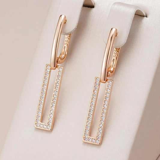 Elegant Shiny Rectangular Earrings in Gold Unique Joyas