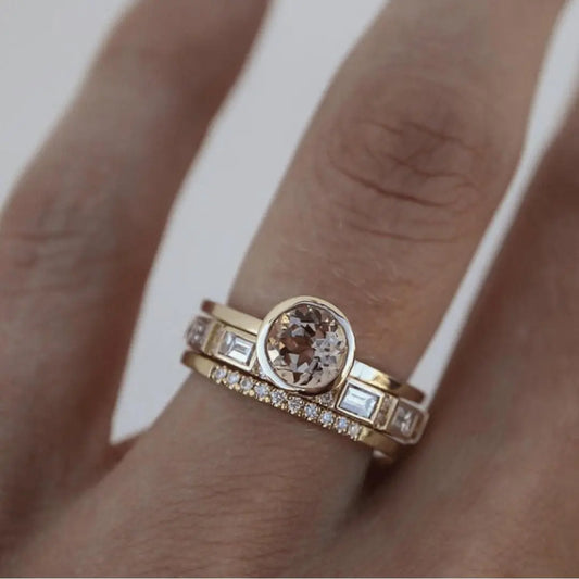 Vintage ring with golden zirconium Unique Joyas