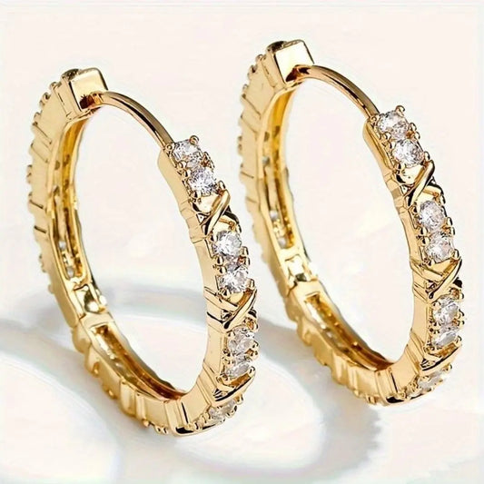 Elegant gold-plated shiny earrings