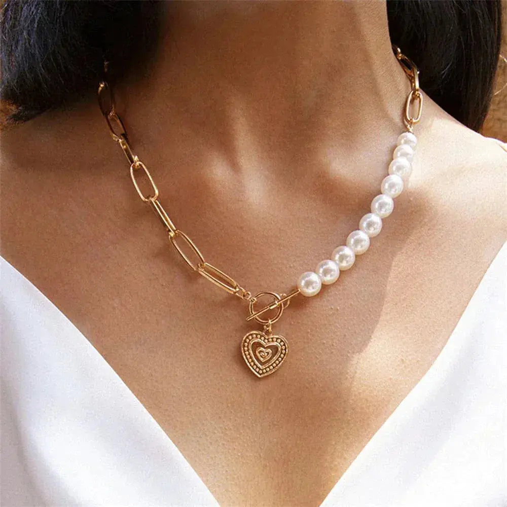 Crossed Heart Pendant with Pearls in Gold Unique Joyas