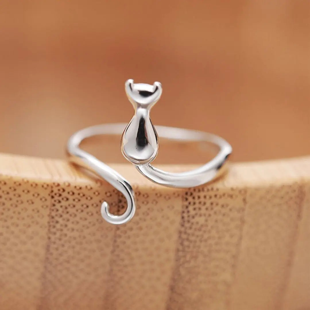 Silver Cat in Boots Ring Unique Joyas