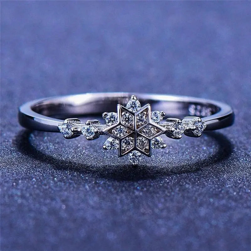 Snowflake Ring made of 925 Sterling Silver Unique Joyas