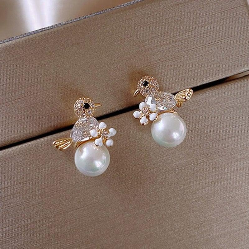 Luxurious Birdie Earrings with Cubic Zirconia and Pearl Inlays