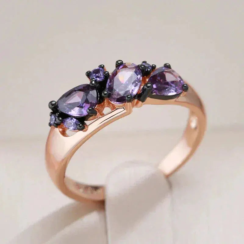 Elegant ring with purple crystals in gold Unique Joyas