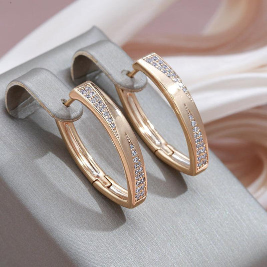 Exquisite Earrings made of Gold and Diamond Unique Joyas