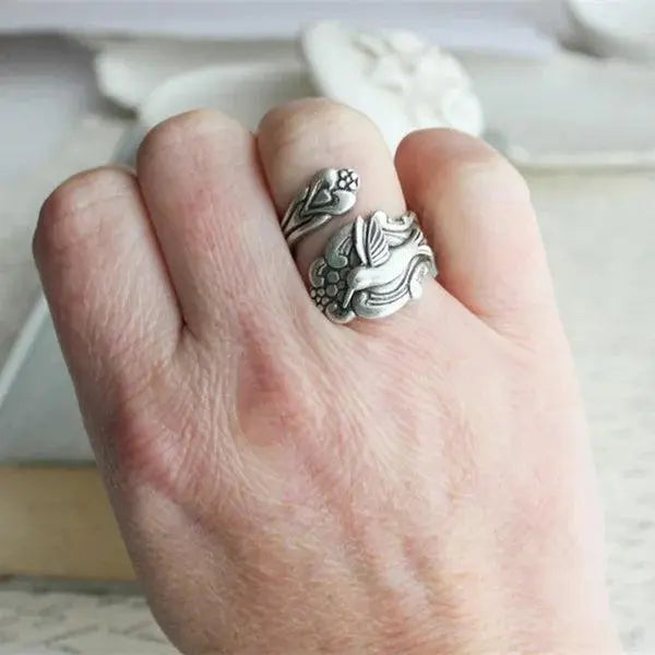 Hummingbird Flower Ring Unique Joyas