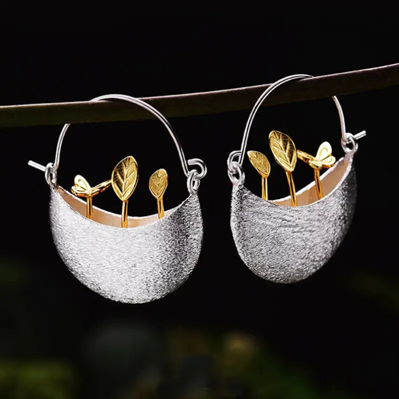 Gold-Plated Flower Basket Earrings in Silver