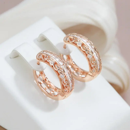 Elegant earrings with zirconia decoration