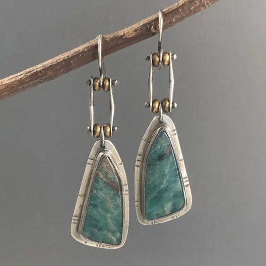 Vintage earrings with green stone in silver Unique Joyas