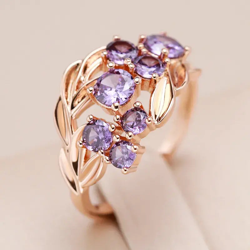 Elegant ring with crystal glass in the center Unique Joyas