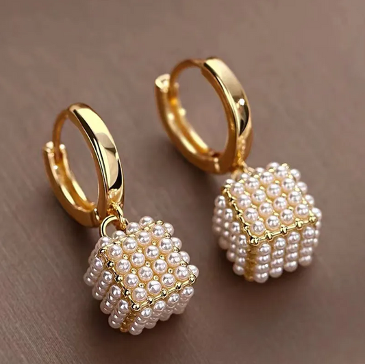 Elegant cubic pearl earrings Claire