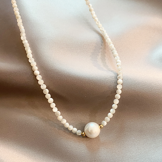 Elegant Pearl Necklace Claire