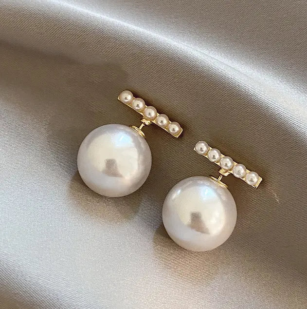 T-Pearl Earrings in Gold Unique Joyas