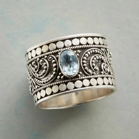 Blue crystal ring in vintage style Unique Joyas