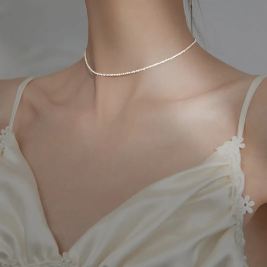 Necklace made of elegant, shiny pearls Unique Joyas