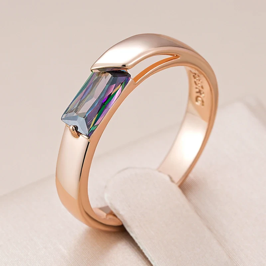 Elegant ring with multicolored crystal Unique Joyas