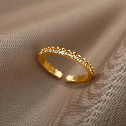 Elegant Gold-Plated Ring Unique Joyas