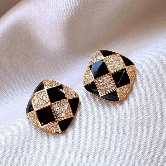 Elegant earrings made of shiny black enamel Unique Joyas