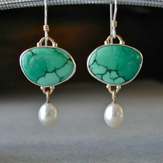 Vintage earrings made of turquoise and pearls Unique Joyas