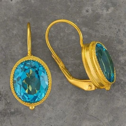 Vintage earrings made of blue crystal in gold Unique Joyas