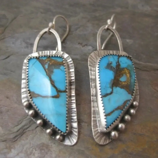 Vintage turquoise worn earrings Unique Joyas