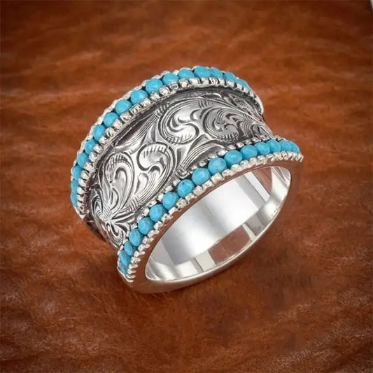 Vintage ring with turquoise stones Unique Joyas