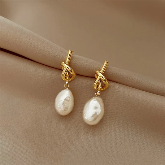 Elegant Baroque Pearl Earrings in Gold Unique Joyas