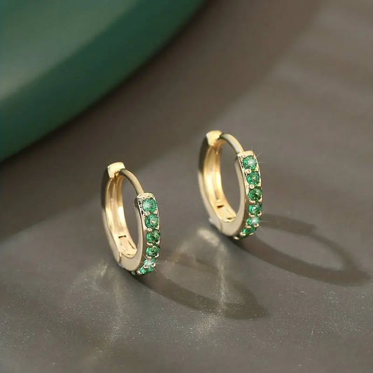 Elegant earrings with green cubic zirconia as inlay Unique Joyas