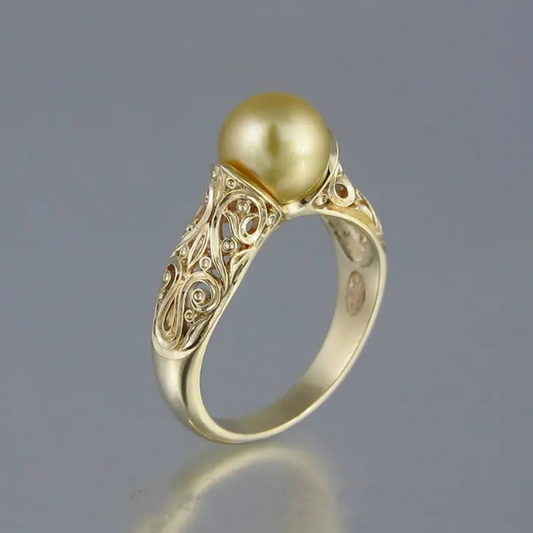 Golden Vintage Pearl Ring Unique Joyas