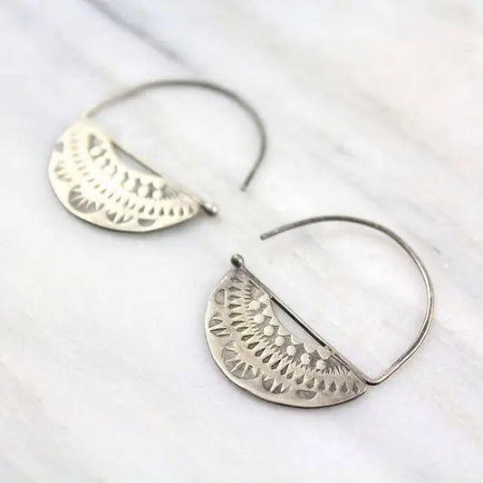 Vintage Silver Hollow Crest Earrings Unique Joyas