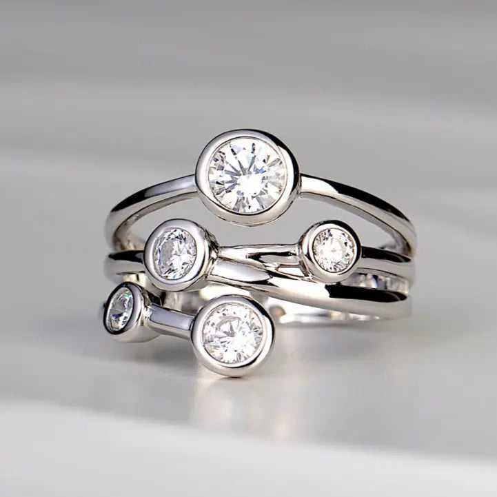 Vintage Silver-Plated Layered Zirconia Ring Unique Joyas