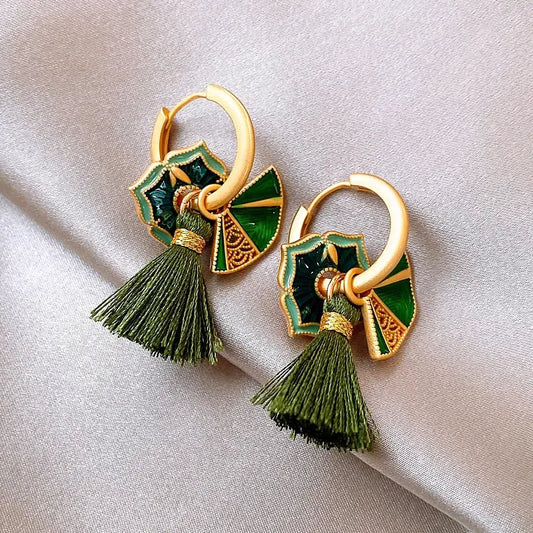 Elegant green tassel earrings