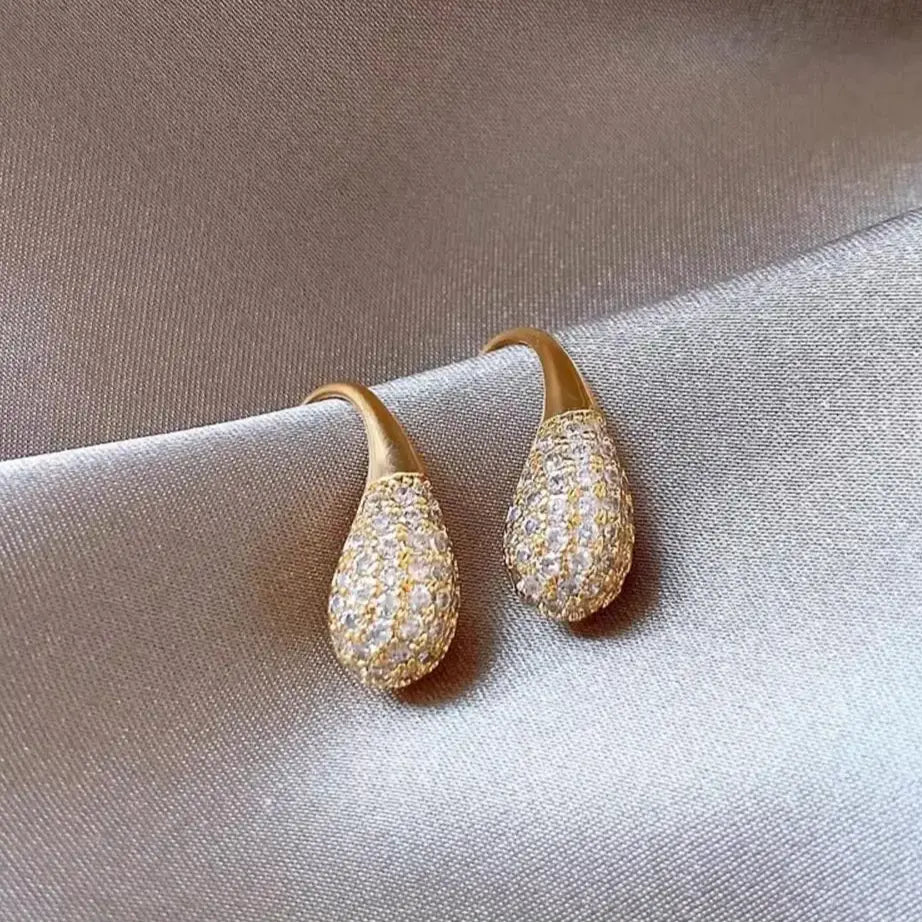 Elegant shiny drop earrings Unique Joyas