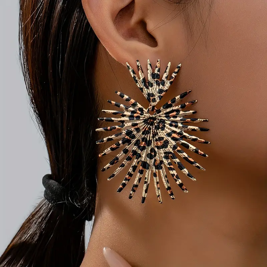 Vintage earrings with spikes in gold Unique Joyas