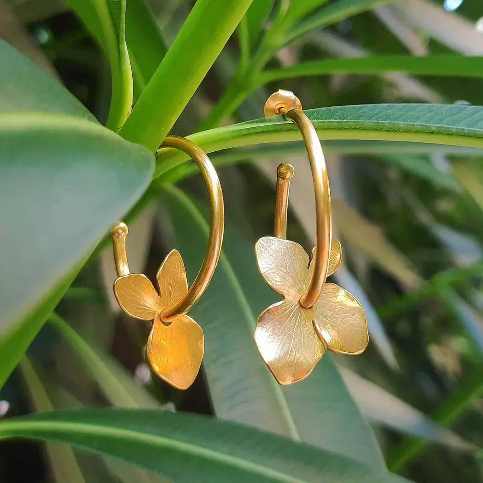 Golden Flower in Vintage Tire Earrings Unique Joyas