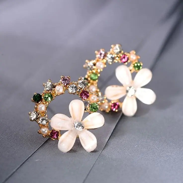 Elegant floral hoop earrings Unique Joyas