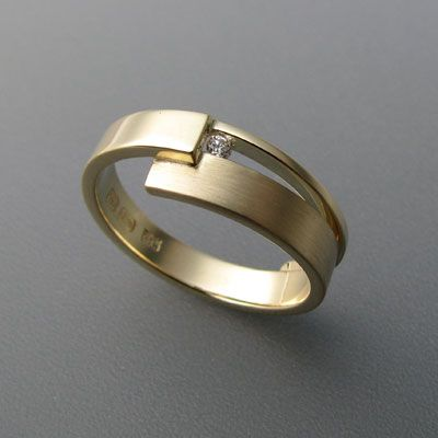 Fine Vintage Gold Ring